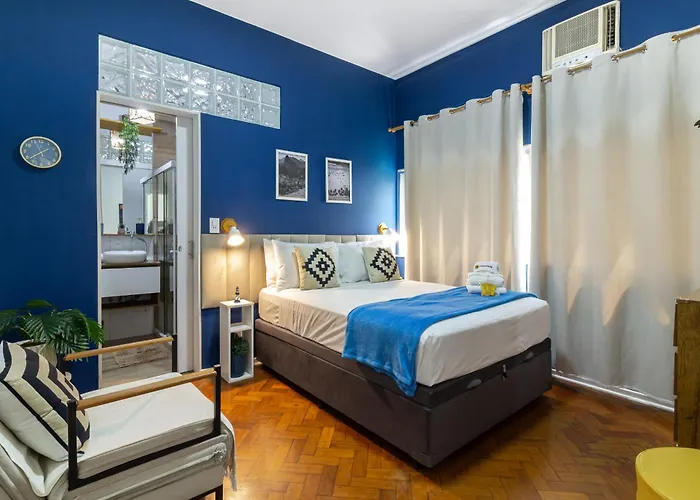 Apartamento Em Copacabana A 9 Minutos Da Praia - Stc202